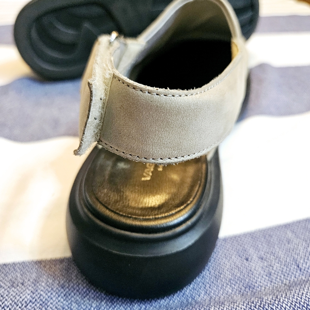 Vagabond Beige Suede Slingback Clogs - Picture 9 of 12